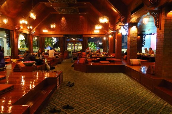 【タイ旅行】美味しいタイ料理を食べながらタイ舞踊が楽しめる「Thara Thong」がおすすめ＠Royal Orchid Sheraton Hotel Bangkok(PR)