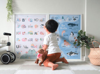 【baby blue whales】名前入りのかわいい学習メディアポスター in Thailand(PR)